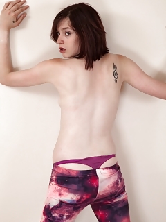 Lizzie Wrinkled Hairy Old Pussy