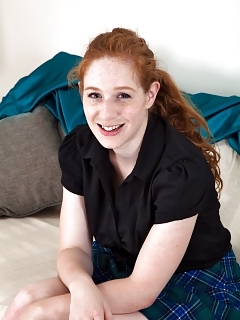 Scarlett Rose Mature Hairy Cunt Closeups