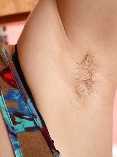 Charlotte Amber Hairy Atk