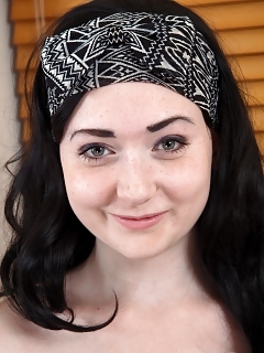 Zabrina Hairy Pussy Sexy Dance