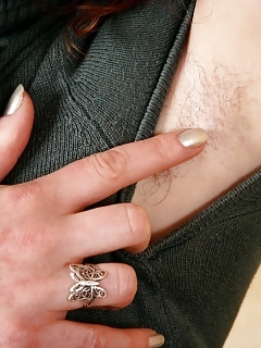 Turquoise Blond Hairy Pussy