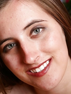 Charlotte Hairy Pussy Cuties