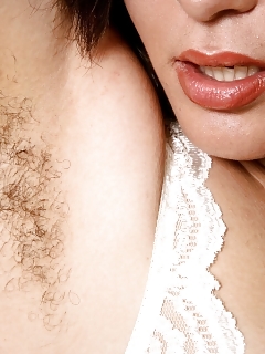 Marie Older Women With Hairy Pussy And Big Tits