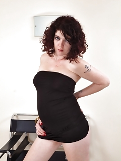 Anastasia Hairy Met Babes