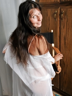 Oksana Girl Hairy Armpit